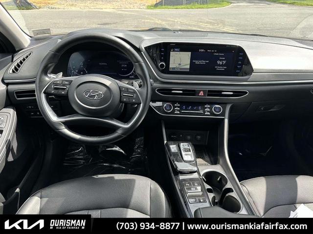 Photo of 2021 Phantom Black Hyundai SONATA