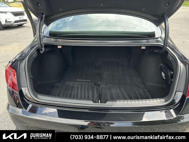 Photo of 2021 Phantom Black Hyundai SONATA