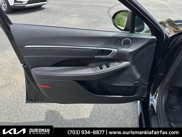 Photo of 2021 Phantom Black Hyundai SONATA