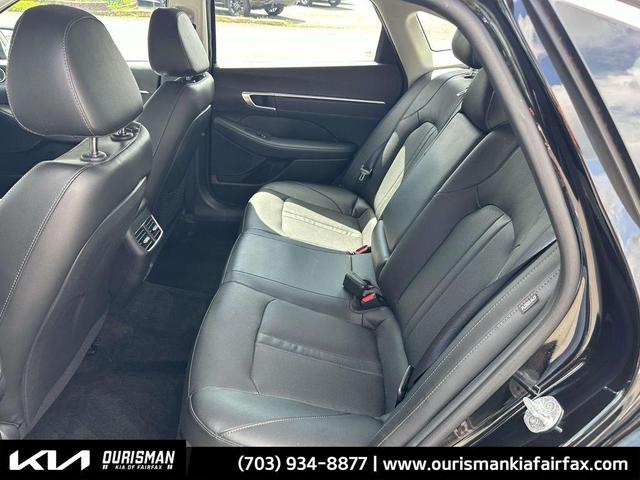 Photo of 2021 Phantom Black Hyundai SONATA