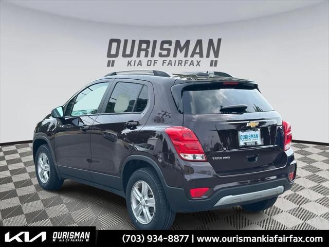 Photo of 2022 Black Cherry Metallic Chevrolet Trax