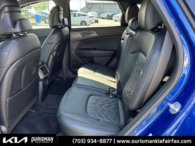 Photo of 2023 Sapphire Blue Kia Sportage