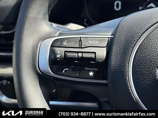 Photo of 2023 Sapphire Blue Kia Sportage