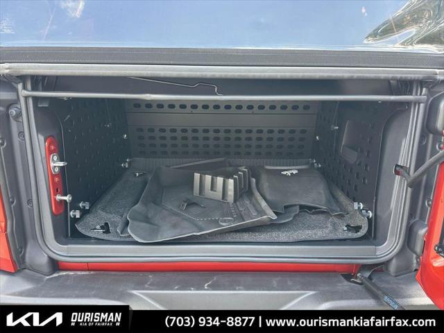 Photo of 2022 Hot Pepper Red Metallic Tinted Clearcoat Ford Bronco