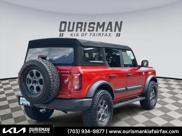 Photo of 2022 Hot Pepper Red Metallic Tinted Clearcoat Ford Bronco