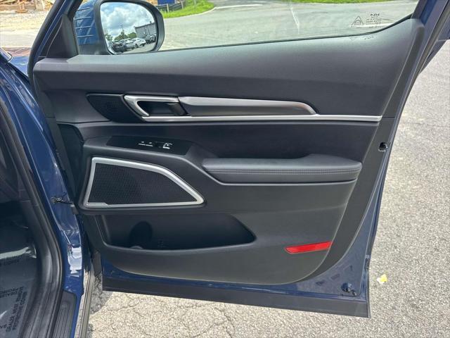 Photo of 2023 Midnight Lake Blue Kia Telluride