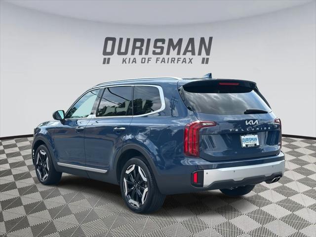 Photo of 2023 Midnight Lake Blue Kia Telluride