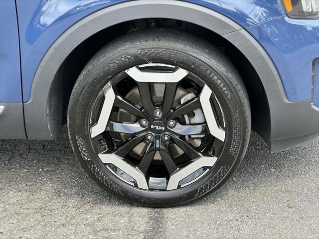 Photo of 2023 Midnight Lake Blue Kia Telluride