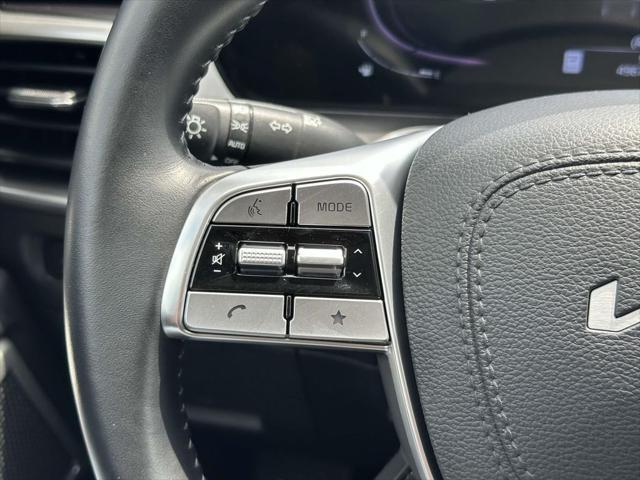 Photo of 2023 Midnight Lake Blue Kia Telluride