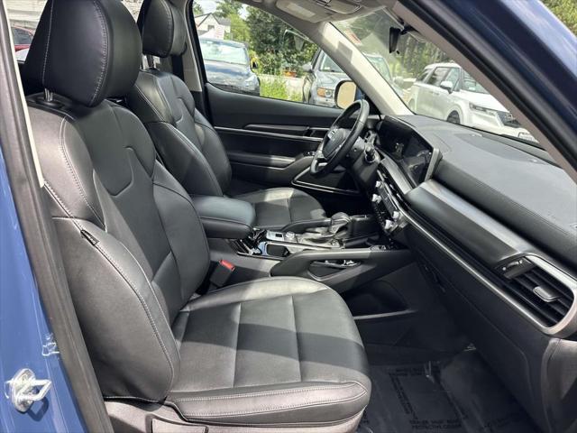 Photo of 2023 Midnight Lake Blue Kia Telluride