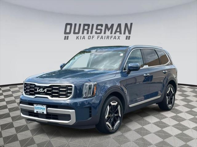 Photo of 2023 Midnight Lake Blue Kia Telluride