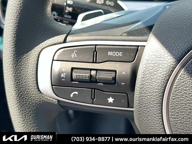 Photo of 2025 Fusion Black Kia Sportage Hybrid