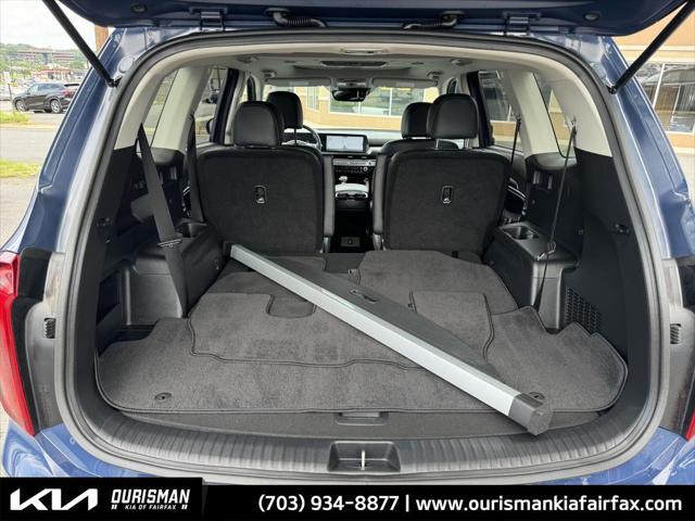 Photo of 2023 Midnight Lake Blue Kia Telluride