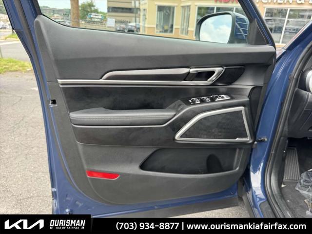 Photo of 2023 Midnight Lake Blue Kia Telluride