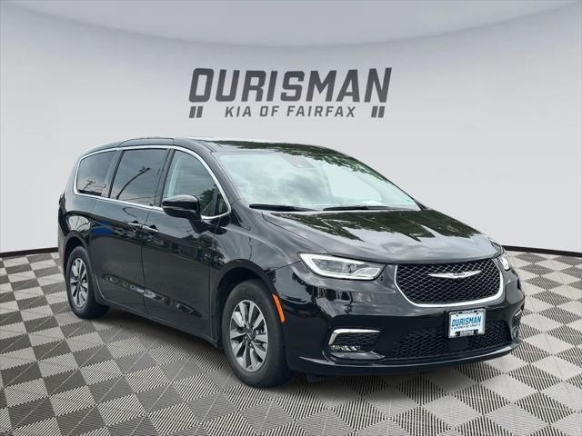 2024 Chrysler Pacifica Hybrid