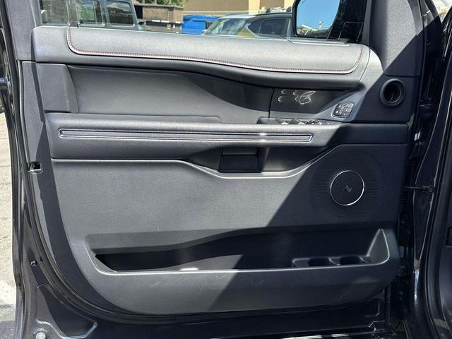 Photo of 2024 Dark Matter Gray Metallic Ford Expedition Max