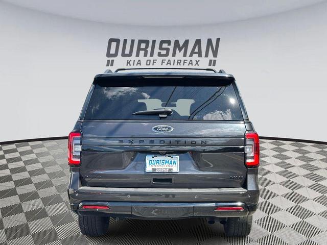 Photo of 2024 Dark Matter Gray Metallic Ford Expedition Max