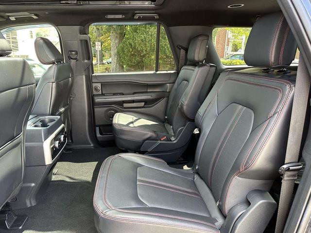 Photo of 2024 Dark Matter Gray Metallic Ford Expedition Max