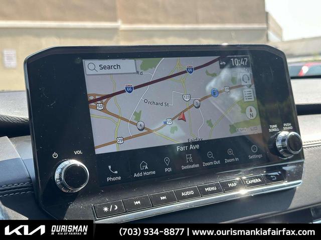 Photo of 2022 Mercury Gray Metallic Mitsubishi Outlander