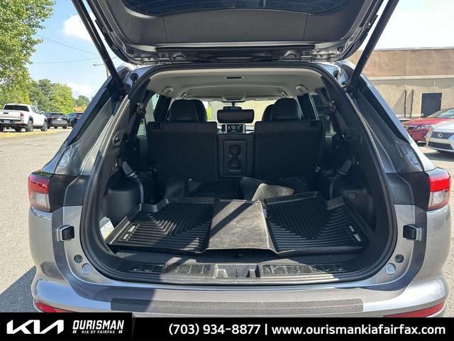 Photo of 2022 Mercury Gray Metallic Mitsubishi Outlander