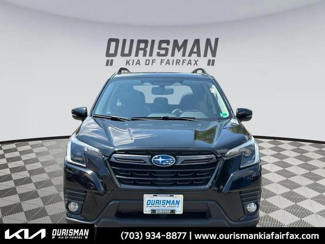 Photo of 2022 Crystal Black Subaru Forester