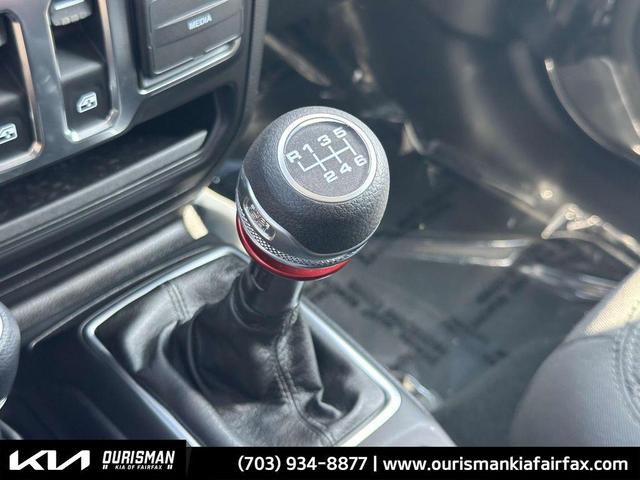 Photo of 2022 Granite Crystal Metallic Clearcoat Jeep Wrangler