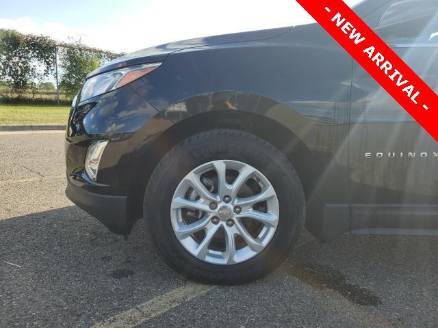 Photo of 2018 Mosaic Black Metallic Chevrolet Equinox
