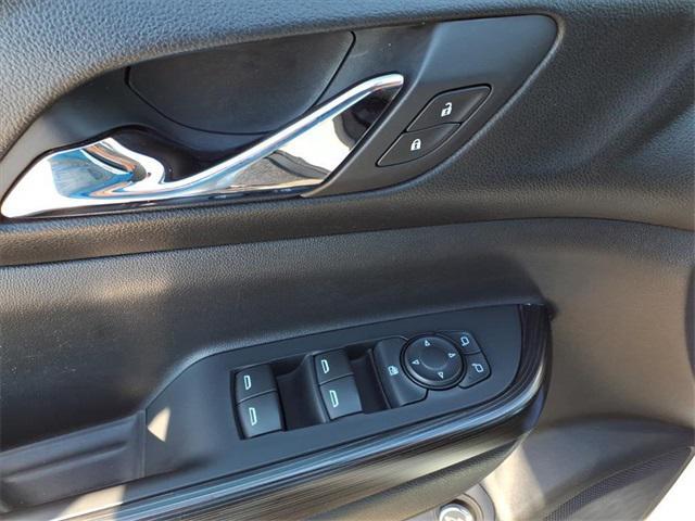 Photo of 2018 White GMC Acadia