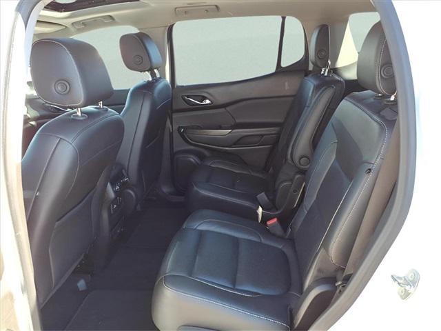 Photo of 2018 White GMC Acadia