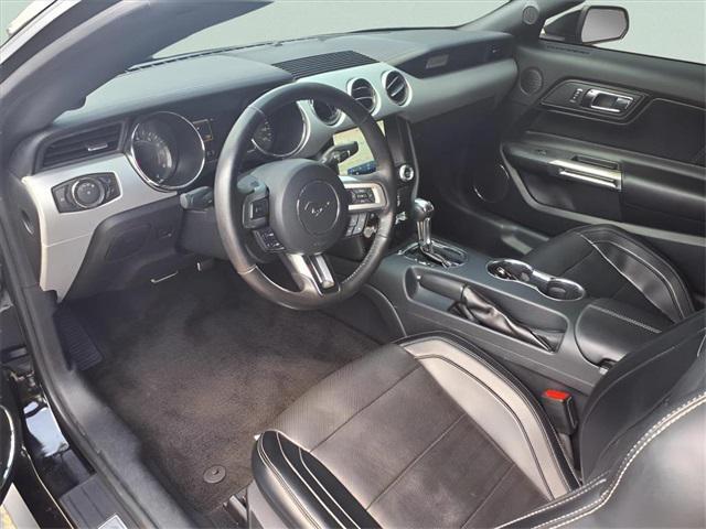 Photo of 2015 Black Ford Mustang