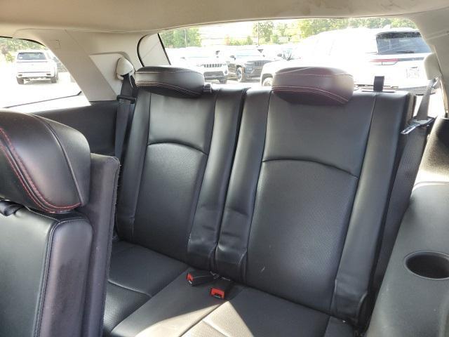 Photo of 2015 Billet Silver Metallic Clearcoat Dodge Journey