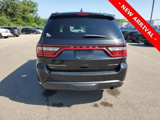 Photo of 2015 Brilliant Black Crystal Pearlcoat Dodge Durango