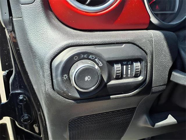Photo of 2018 Black Clearcoat Jeep Wrangler Unlimited