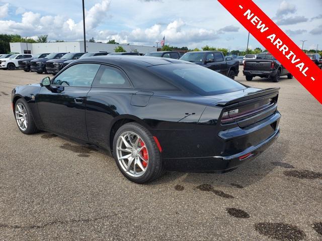 Photo of 2024 Diamond Black Crystal Pearlcoat Dodge Charger