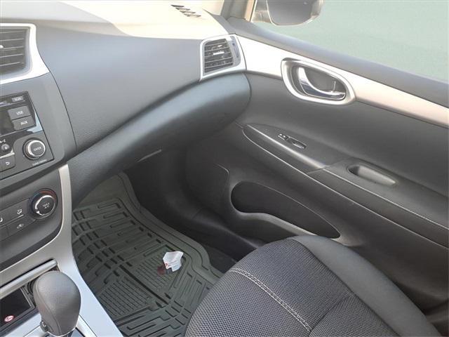 Photo of 2015 Gun Metallic Nissan Sentra