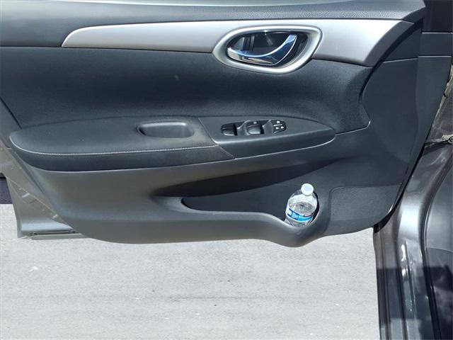 Photo of 2015 Gun Metallic Nissan Sentra