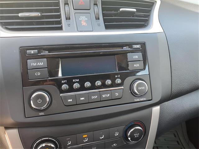 Photo of 2015 Gun Metallic Nissan Sentra