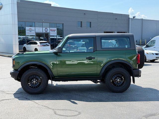 Photo of 2023 Eruption Green Metallic Ford Bronco