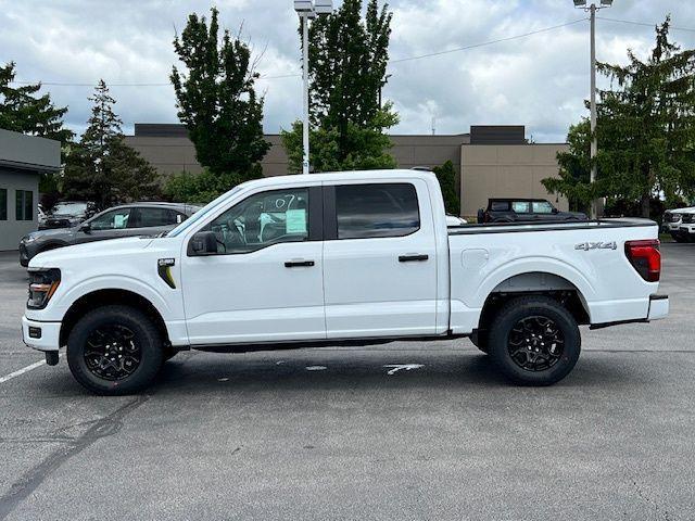 Photo of 2025 Oxford White Ford F-150