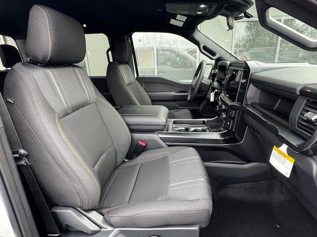 Photo of 2025 Oxford White Ford F-150