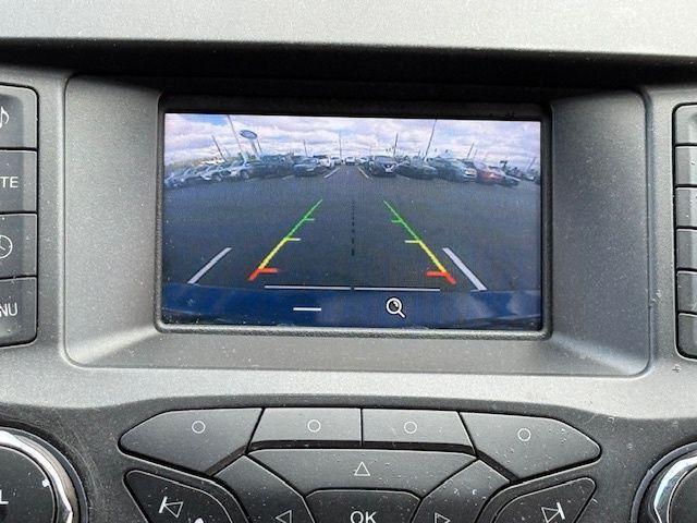 Photo of 2016 Kona Blue Metallic Ford Edge