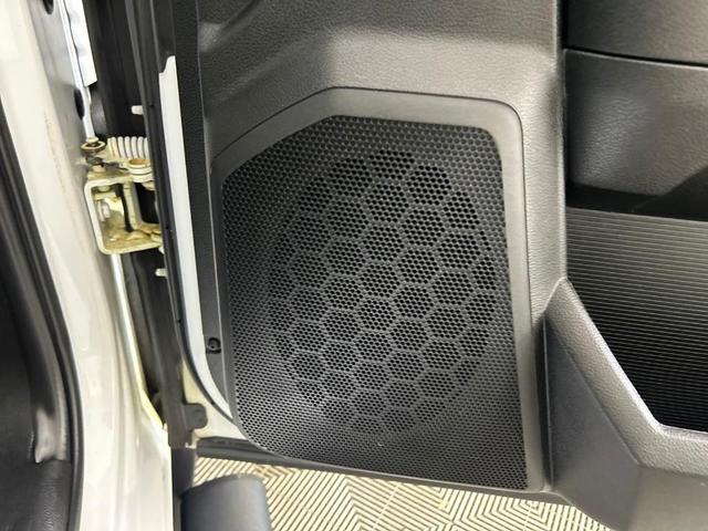 Photo of 2022 Bright White Clearcoat RAM 2500
