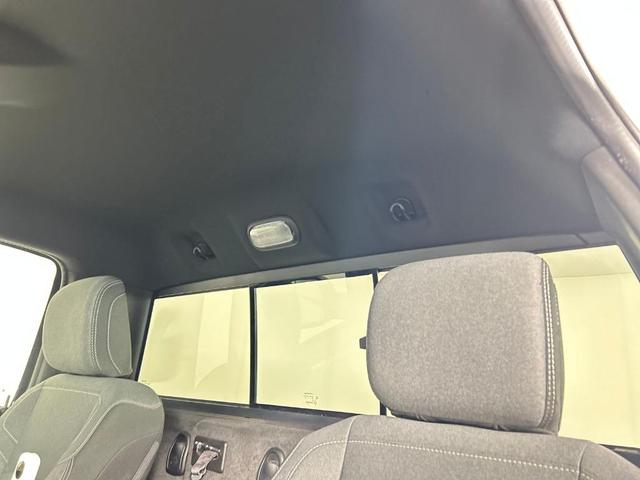 Photo of 2022 Bright White Clearcoat RAM 2500