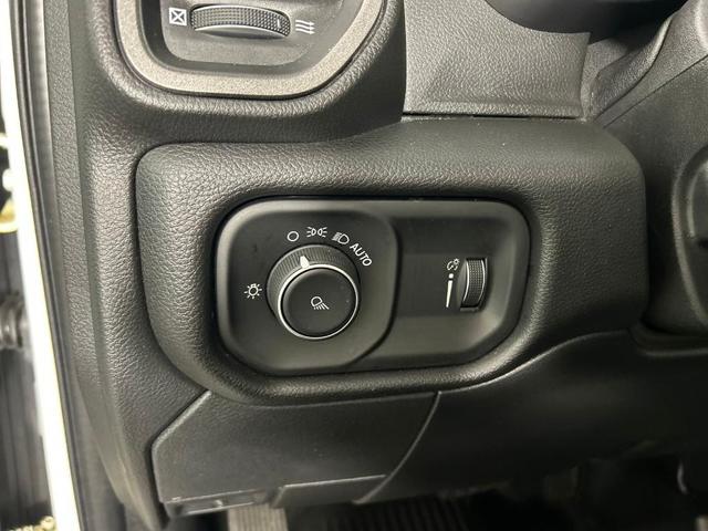 Photo of 2022 Bright White Clearcoat RAM 2500