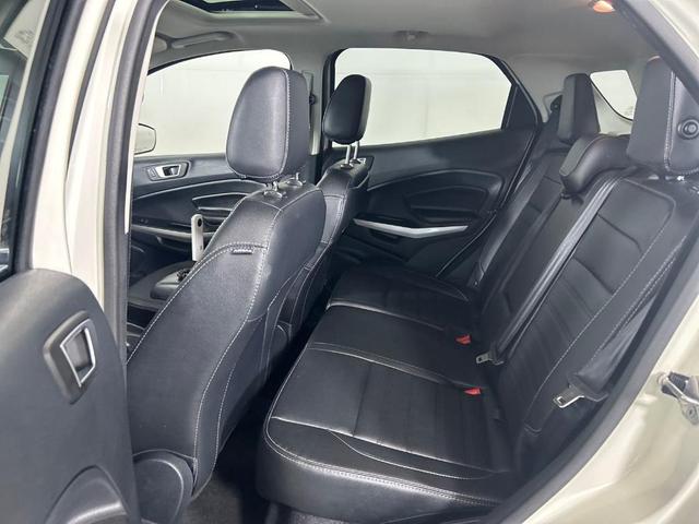 Photo of 2022 Diamond White Ford EcoSport