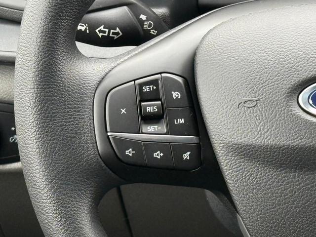 Photo of 2025 Oxford White Ford Transit-250