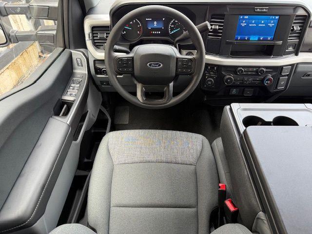 Photo of 2025 Gray Ford F-250
