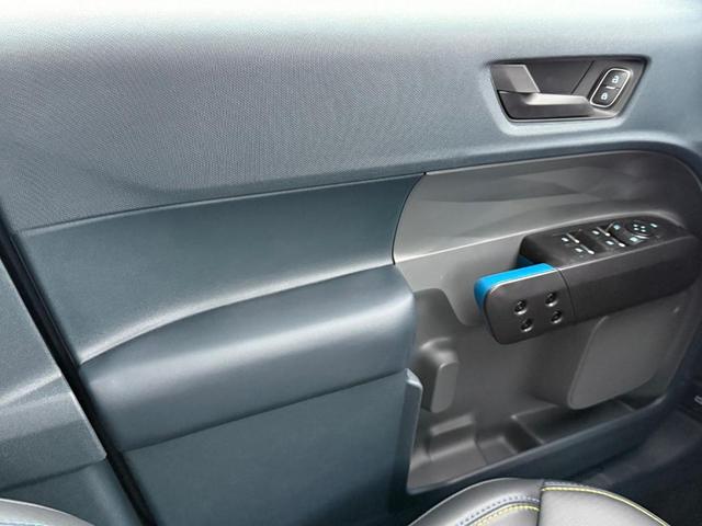 Photo of 2025 Gray Ford Maverick