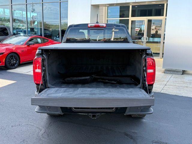 Photo of 2021 Black Chevrolet Colorado