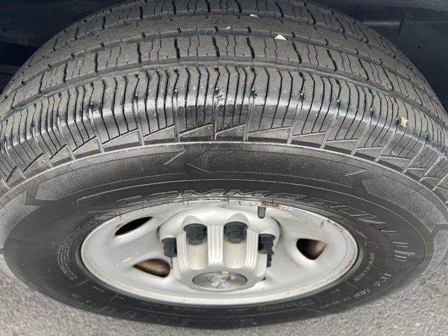 Photo of 2009 Summit White Chevrolet Express 3500